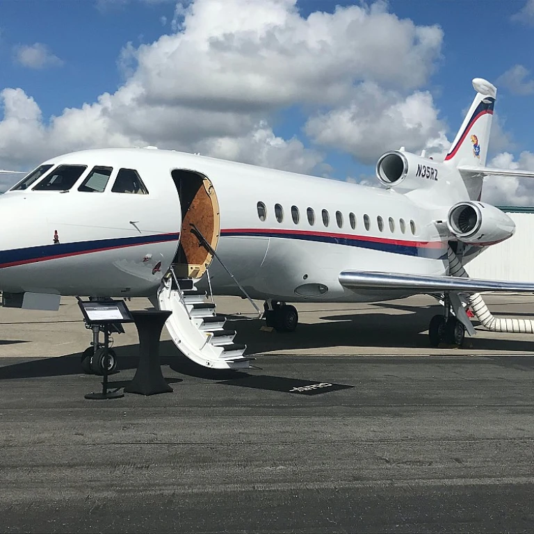 Eco-Conscious Flying: Comment la durabilité façonne-t-elle l'avenir de l'aviation de luxe?